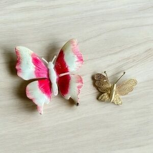 Butterfly Brooch - Pin - Qty 2 - Pink and White and Gold